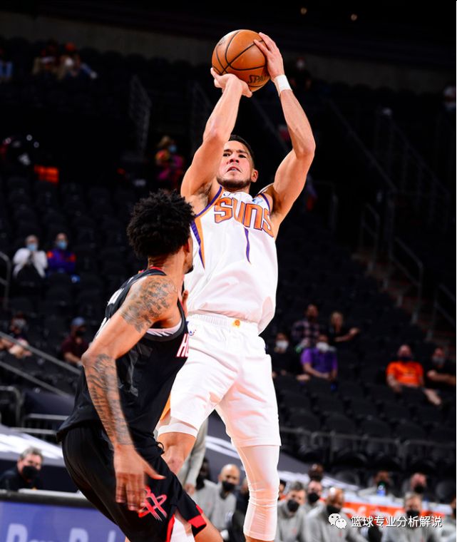 布鲁诺·费尔南德斯手感滚烫,带领新疆男篮血战菲尼克斯太阳,赛后一句话霸气侧漏的简单介绍 布鲁诺·费尔南德斯手感滚烫,带领新疆男篮血战菲尼克斯太阳,赛后一句话霸气侧漏的简单介绍